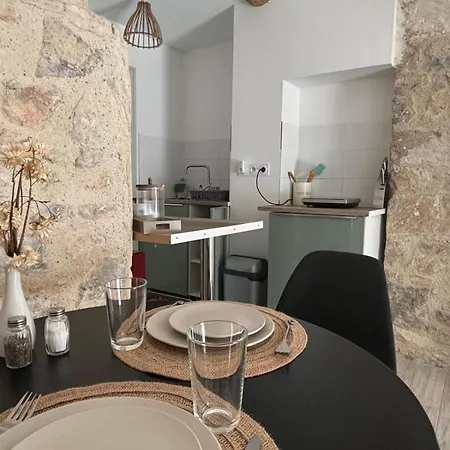 Avec Piscine * Nîmes